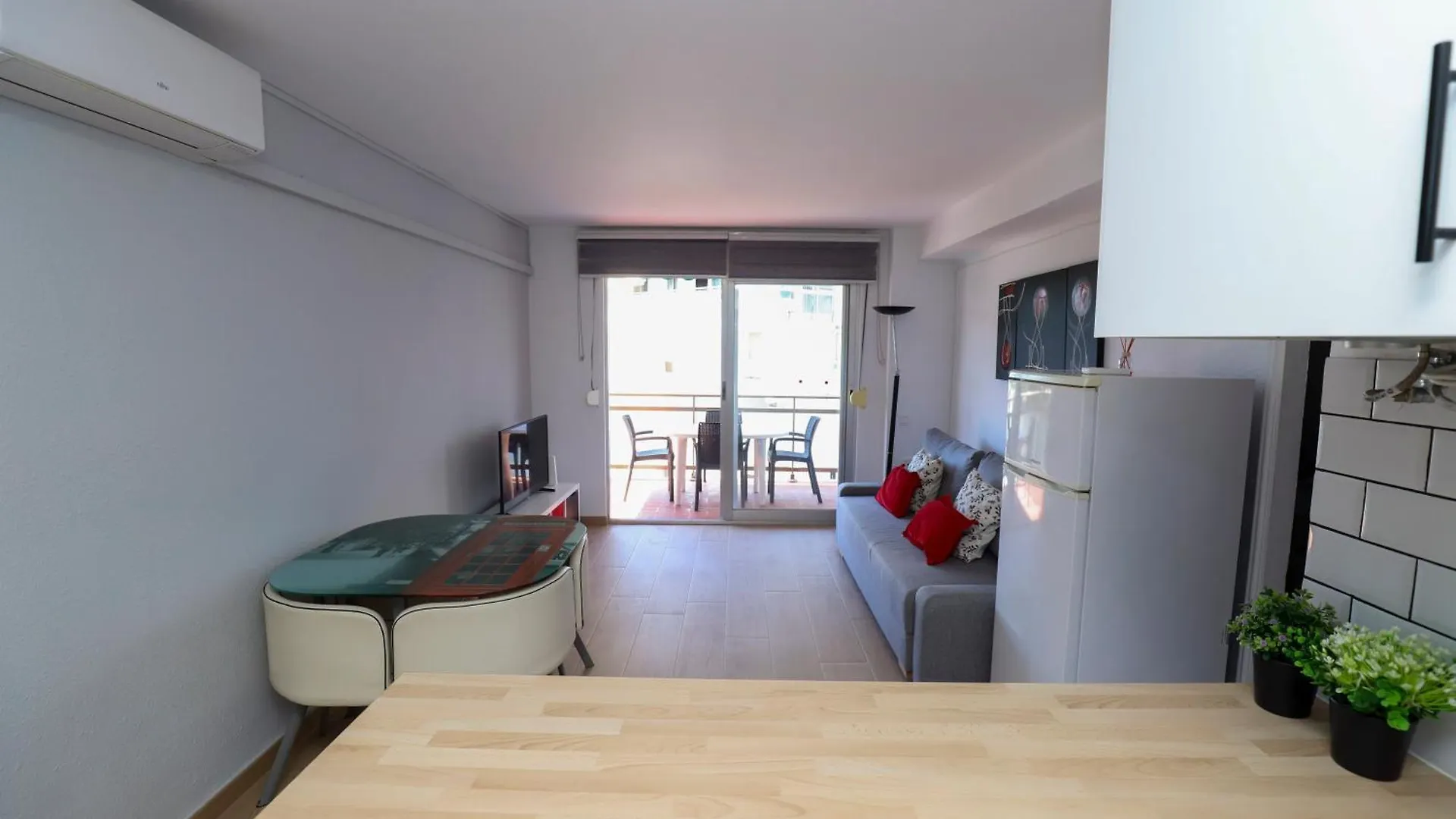 Apartamento Differentflats Dms La Pineda España