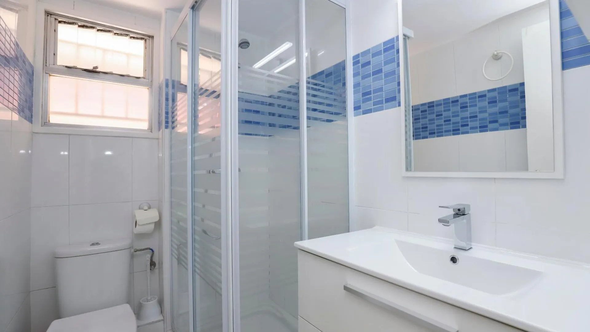 Apartamento Differentflats Dms La Pineda 0*,
